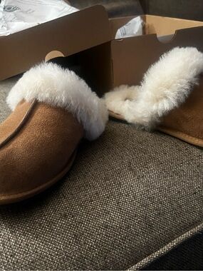 UGG Chestnut Shearling Mule Slippers with Cream Fur Trim
